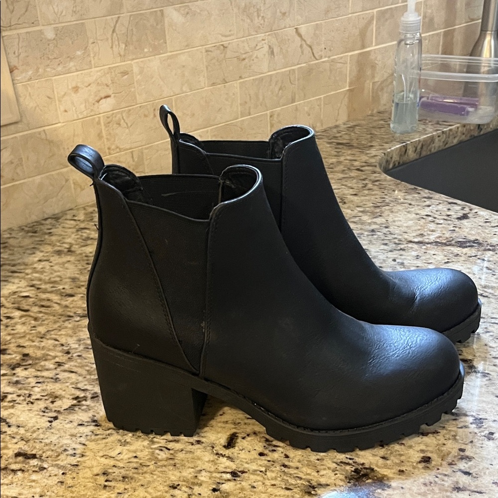 Dirty Laundry sz 8.5 Black Ankle Boots for Women - NEW (No Box)